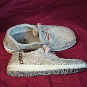 Hey Dude Wendy Tribal Earth Slip-Ons Woman  Size 9 Comfy Spring Summer Relaxing
